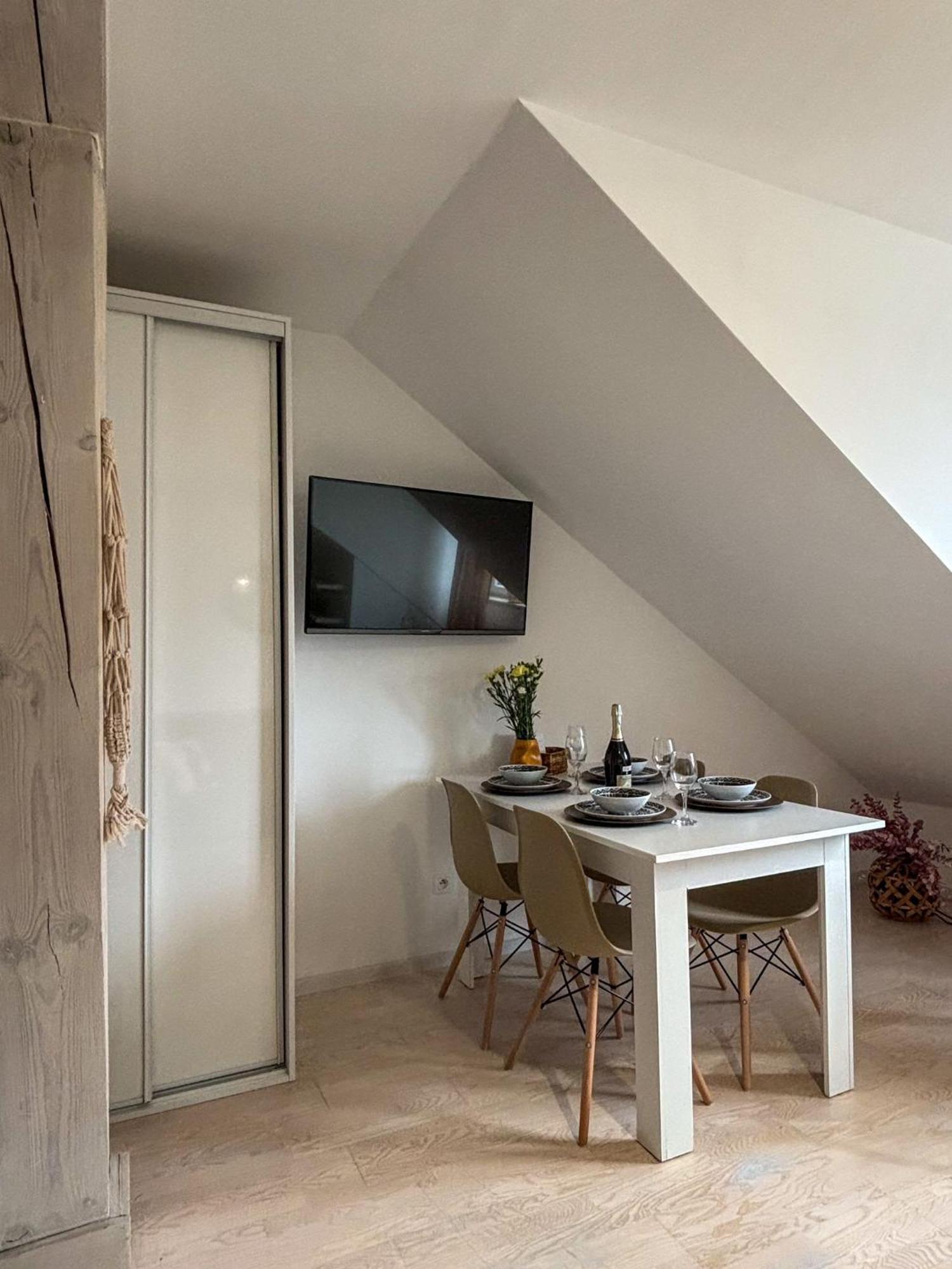 Sunset Apartment Cracow كراكوفيا المظهر الخارجي الصورة