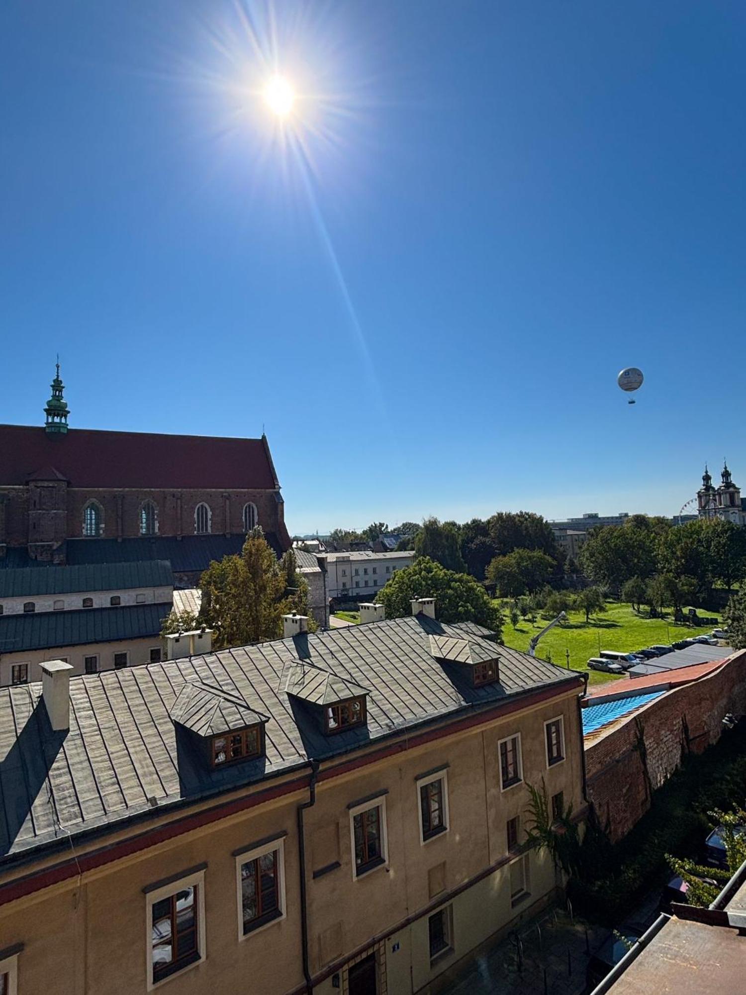 Sunset Apartment Cracow كراكوفيا المظهر الخارجي الصورة